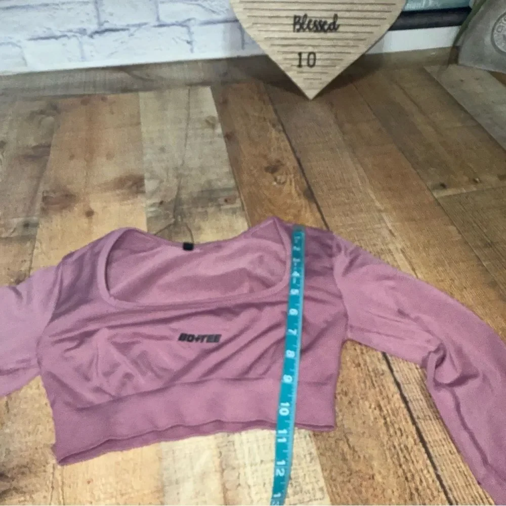 Bo + Tee Long Sleeve Crop Top